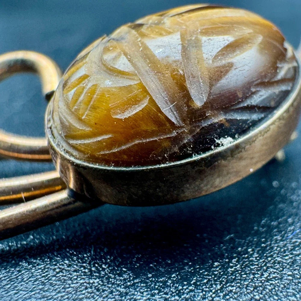 WRE WE Richards 12K Gold‎ Filled Tigers Eye Scarab Brooch VTG Egyptian Revival